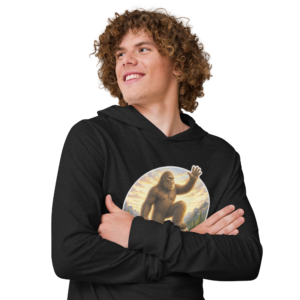 Bigfoot Climbin' hooded long-sleeve tee